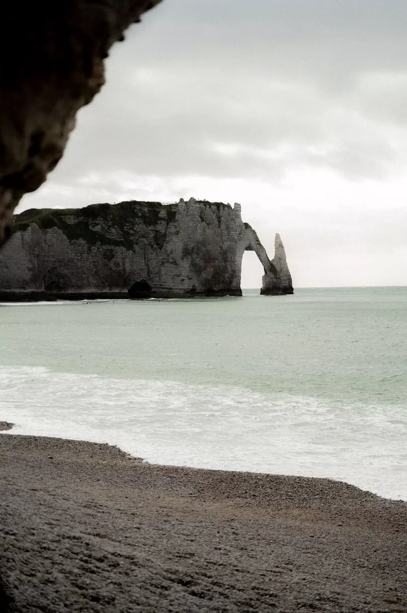 elopement-chic-etretat-normandie-ambrestattner (3)