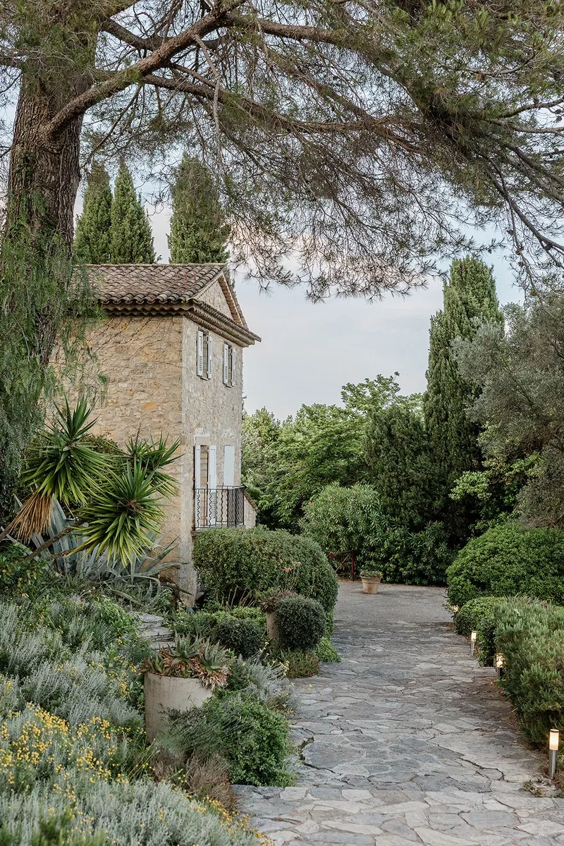 mariage-cote-d-azur-moulin-de-l-etang-mougins-morgan-amsellem (3)