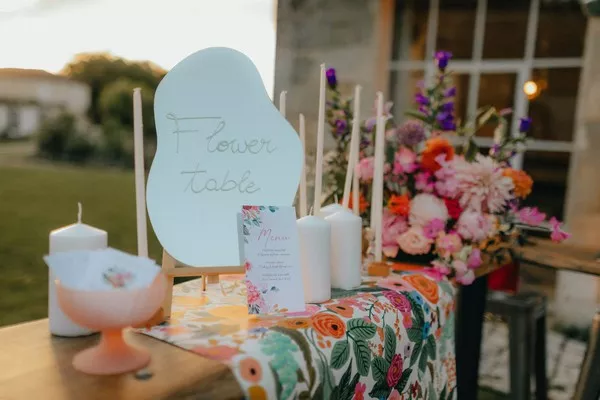 mariage-colorée-chateau-de-mouillepied-charente-maritime-cntphotographie (28)