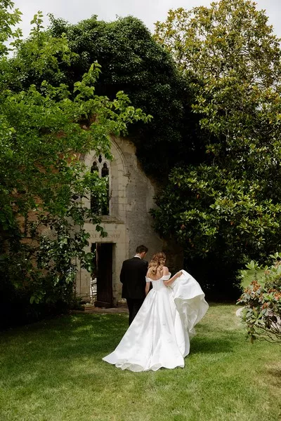 mariage-elegant-chapelle-chateau-lepordor-loire-atlantique-solene-lagantweddings (16)