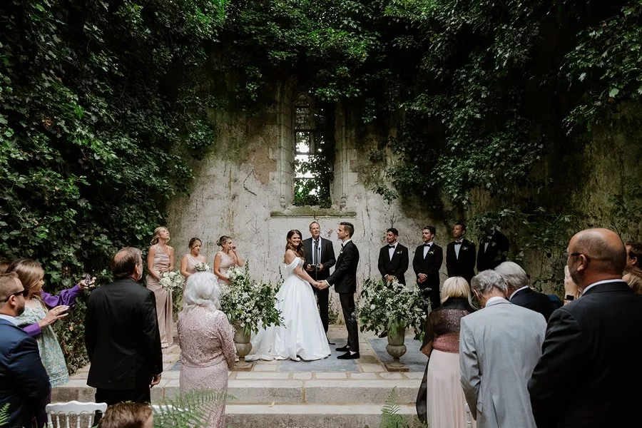 mariage-elegant-chapelle-chateau-lepordor-loire-atlantique-solene-lagantweddings (24)