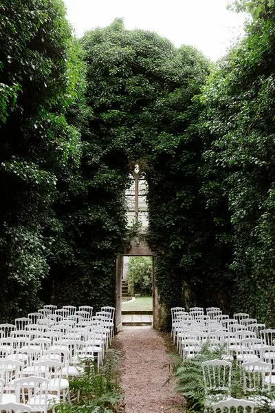 mariage-elegant-chapelle-chateau-lepordor-loire-atlantique-solene-lagantweddings (7)