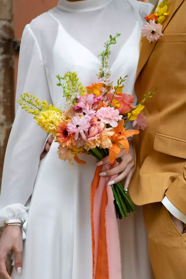 bouquet-de-marié-coloré-delamourdanslair-camille-lacoste